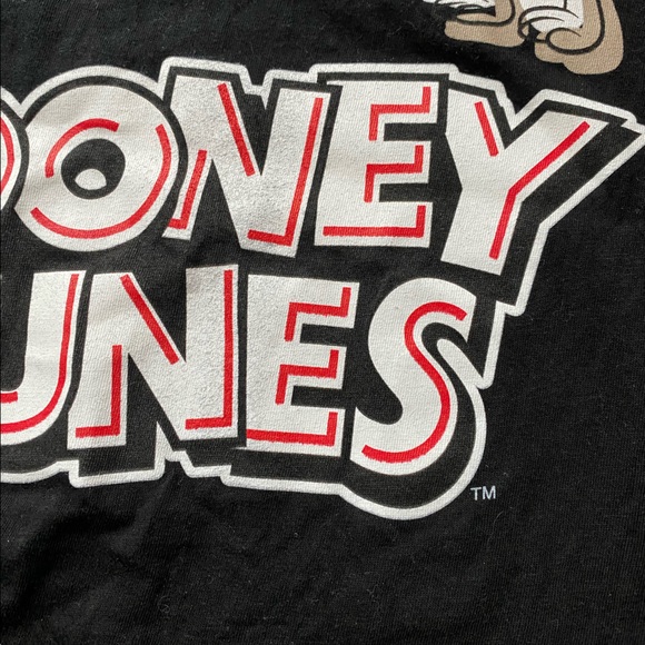 Looney Tunes Taz and Bugs Bunny t-shirt - Picture 7 of 8